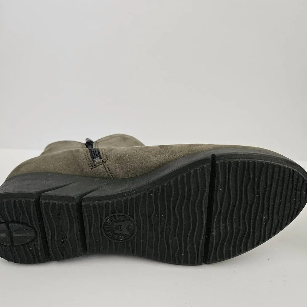 Mephisto Women's Margaux Boot in Muted Green Gray Suede Size 6